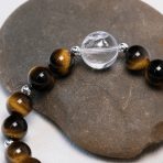 Sunlit Resolve Bracelet detail.